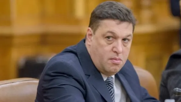 Nicolae, înlocuit cu Fifor la şefia grupului PSD din Senat şi cu Cazanciuc la Comisia Juridică