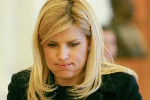 Elena Udrea şi Ioana Băsescu află azi dacă scapă de controlul judiciar