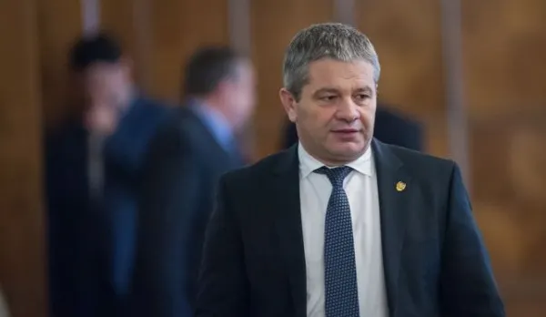 Prima MOȚIUNE împotriva Guvernului Grindeanu. Este vizat Florian Bodog