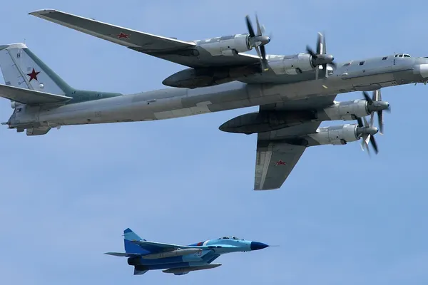 Bombardiere ruse, interceptate în apropiere de Alaska