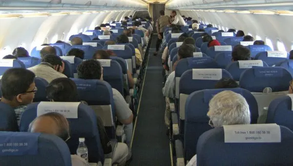 Mai mulţi pasageri au fost răniţi, în urma unor turbulenţe puternice. Avionul a decolat din Moscova