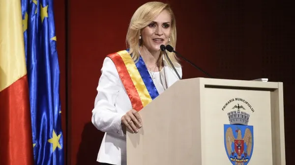 Gabriela Firea, somată să lămurească prezența polițiștilor locali în civil la ședințele de Consiliu