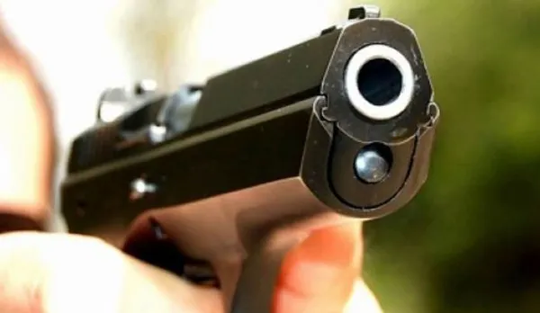 Anchetă în cazul jafului armat din Capitală: hoțul de la bancă, căutat de polițiști