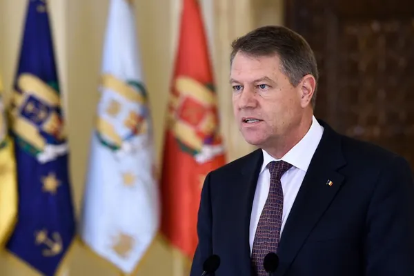 Ce face Klaus Iohannis în plină criză guvernamentală