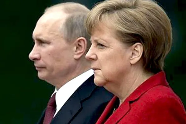 Merkel-Putin, întâlnire crucială. Cancelarul german, îngrijorat de lipsa drepturilor homosexualilor