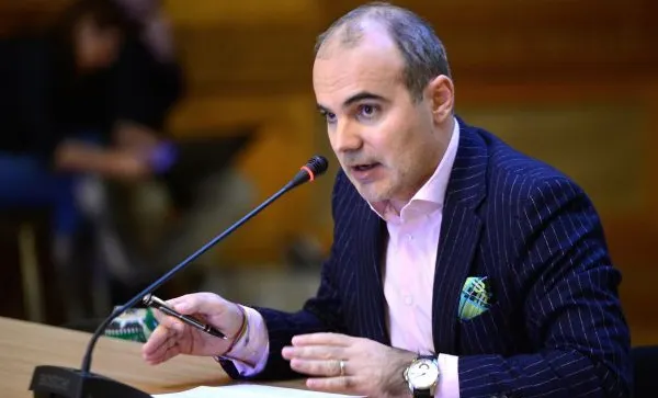 Rareș Bogdan: "UDMR l-a prins pe Dragnea în ușă!"