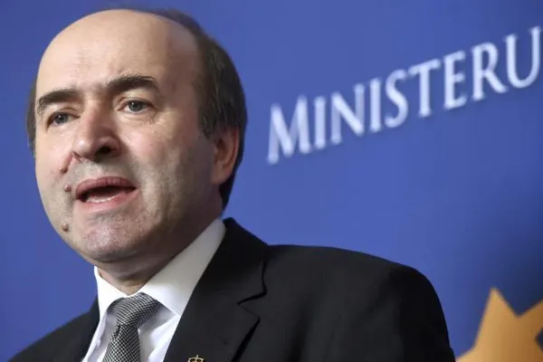 Tudorel Toader a trimis la Guvern proiectul de modificare a codurilor penale