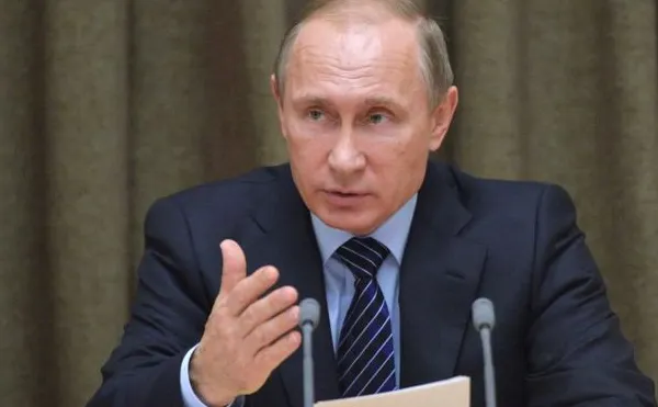 S-a aflat secretul tinereții lui Vladimir Putin. L-a convins și pe Silvio Berlusconi să facă asta