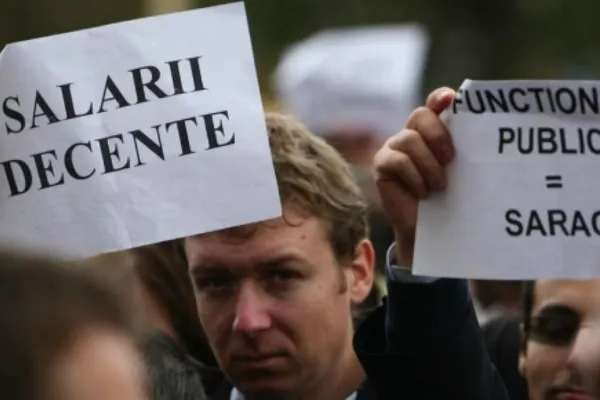 Boierie la stat, muncă pe brânci în privat. Cum au crescut SALARIILE reale în 2017