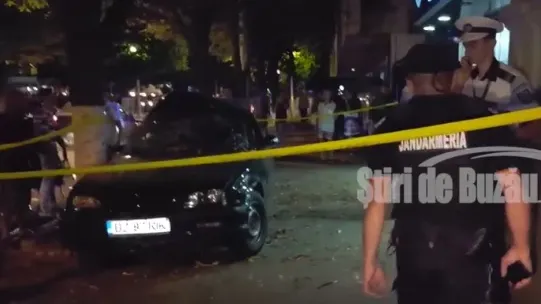 Grup de pietoni din Buzău, spulberați de o șoferiță de 23 de ani cu BMW