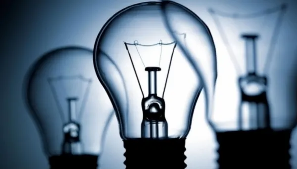Preţul energiei electrice creşte cu până la 8% de la 1 iulie