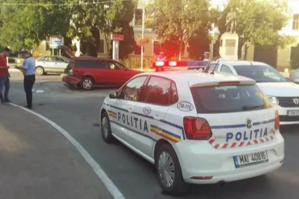 Scandal cu topoare în plin trafic. Polițiștii au intervenit cu pistoale