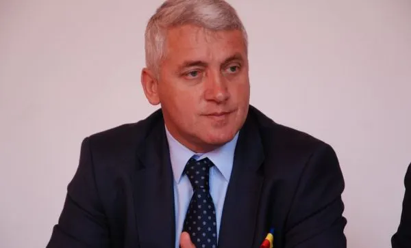 Adrian Țuțuianu a decis să demisioneze din funcţia de secretar al BP. A anunțat și data