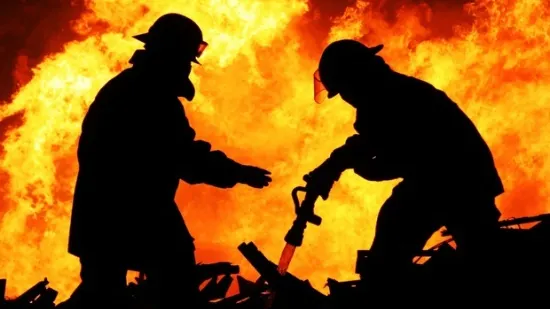 Incendiu puternic la un adăpost social din Germania: doi morți și cel puțin trei răniți