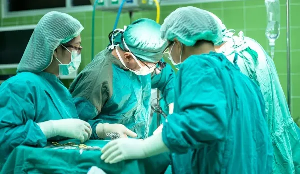 O româncă a născut în Italia, iar gestul ei a stârnit revoltă! Iată cum putea să-și omoare copilul