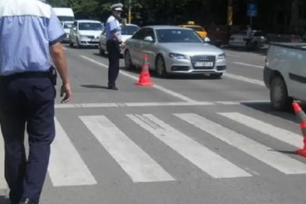 Fetiță de 8 ani, izbită pe trecerea de pietoni de un șofer neatent
