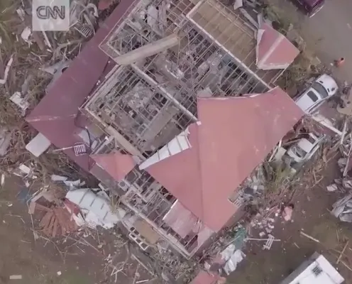 Imagini din dronă cu o insulă devastată de uraganul IRMA