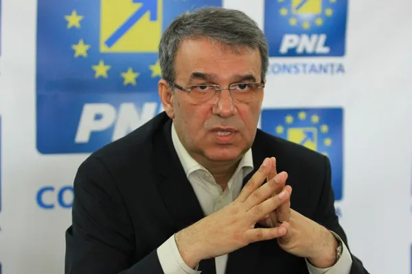 Vergil Chițac, la Realitatea PLUS: "Nu pot fi de acord ca un polițist să se întâlnească cu un interlop"