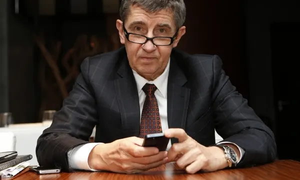 Președintele Cehiei mai dă o șansă controversatului miliardar Babis la formarea noului guvern