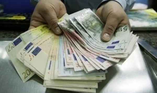CAPTURĂ impresionantă în Italia: bancnote false, fabricate inclusiv în România.Valoarea: 28 mil euro