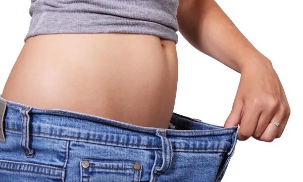 Se spune că ne ajută la slăbit, dar fac exact opusul. Alimentele din cauza cărora mănânci prea mult