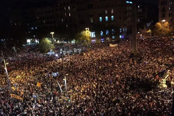 Proteste MASIVE, duminică, în toată țara