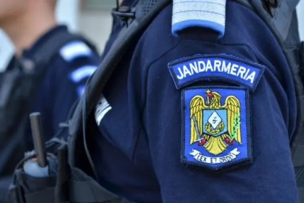 O maşină a Jandarmeriei, implicată într-un nou accident grav în Capitală