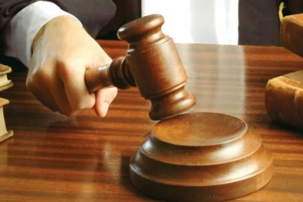 Petrecere cu magistrați în restaurantul inculpatului - Gazda a fost ACHITATĂ pentru evaziune fiscală cu țigări