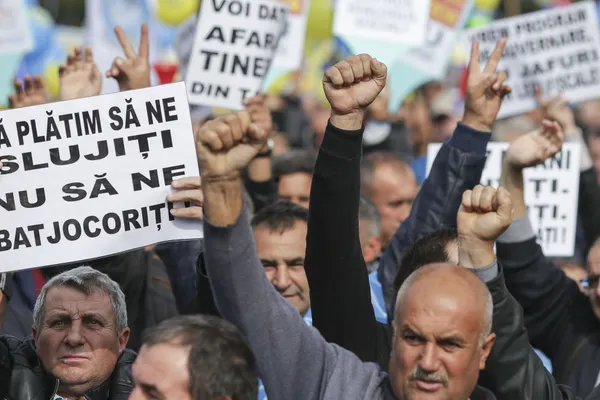 Grevă generală în economie. Proteste de amploare pe 15 noiembrie