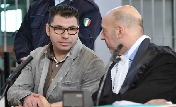 Un italian a infectat cu HIV, intenţionat, 30 de femei. Ce le spunea partenerelor sale