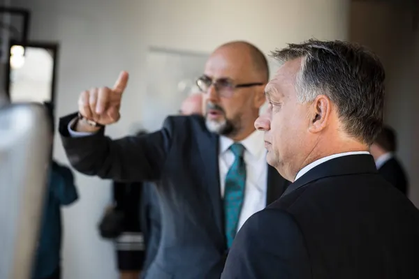 Cum s-au înţeles Viktor Orban şi Kelemen Hunor pe proiecte de lege pentru comunitatea maghiară