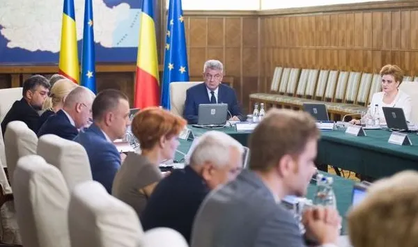 Guvernul merge mai departe cu modificarea Codurilor penale, în ciuda avertismentelor de la Bruxelles