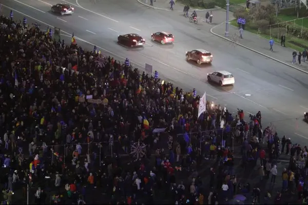 Proteste de amploare în România: 70.000 de oamenii au strigat 'Justiție, nu corupție' în toată ţara