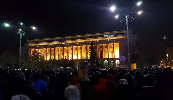 Noi proteste de amploare anunţate duminică, în Piaţa Victoriei
