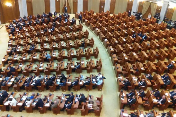 Moțiunea de cenzură a picat. Doar 159 de voturi ”pentru”. Guvernul Tudose #rezistă