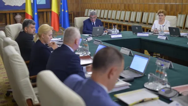 Guvernul amână cu șase luni contul unic pentru firme