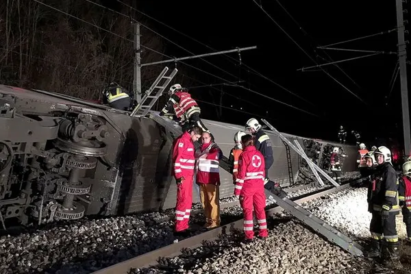 Accident feroviar în Austria: Cel puţin 20 de răniţi