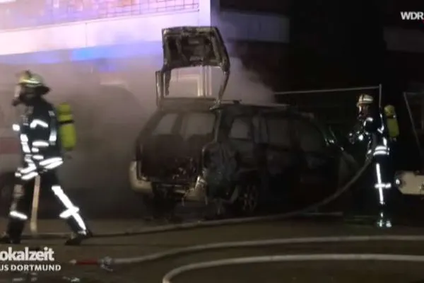 Atac xenofob împotriva românilor? Anchetă după incendiul din Germania