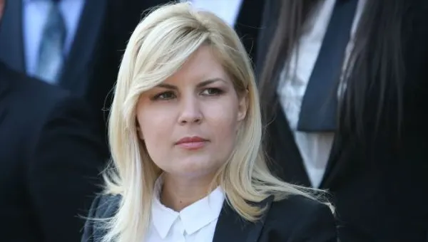 Elena Udrea, prima reacţie după ce a fost exmatriculată de la Facultatea de Teologie