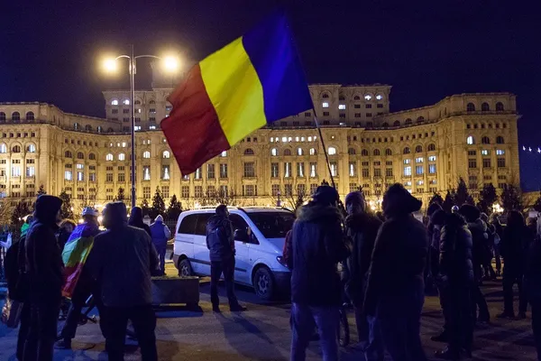 Ce schimbări revoltătoare la legile justiției au adoptat în forță deputații PSD-ALDE-UDMR