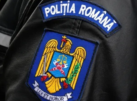 Trei polițiști și un jandarm, judecați după ce au bătut doi bărbați