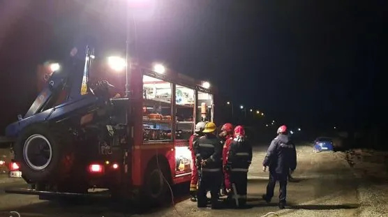 O maşină a căzut într-un lac de lângă Arad. Accident sau sinucidere?