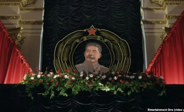 Filmul care l-a înfuriat pe Vladimir Putin. „Moartea lui Stalin”, anulat în Rusia