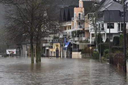 IMAGINEA ZILEI: efectul FURTUNII ELEANOR, asupra unui orăşel din Germania