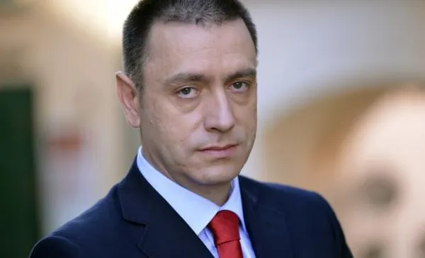 Ministrul Apărării, Mihai Fifor: Am fost înțeles greșit. Nu vom avea un submarin, ci TREI submarine