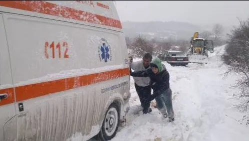 Accident ÎNGROZITOR pe Șantierul Naval Tulcea. Un muncitor a murit pe loc