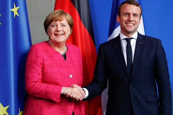 Putin a discutat la telefon cu Merkel şi Macron, despre situaţia din Siria. Ce au decis