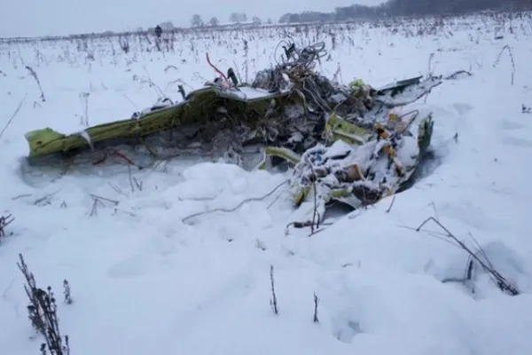 Dezvăluire stranie. Piloții avionului prăbușit la Moscova se certau înainte de accident