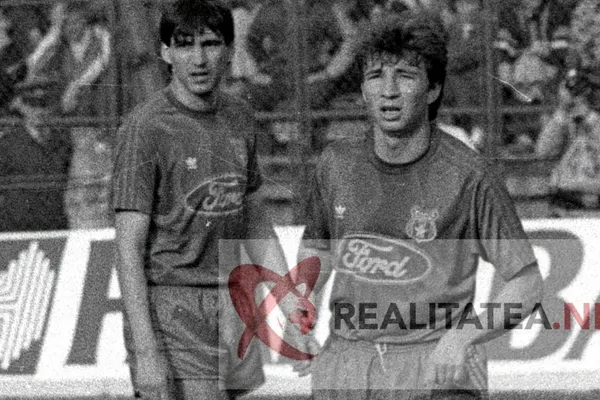 FCSB - CFR Cluj | realitatea.net publică în premieră imagini cu Dan Petrescu, de când juca la Steaua