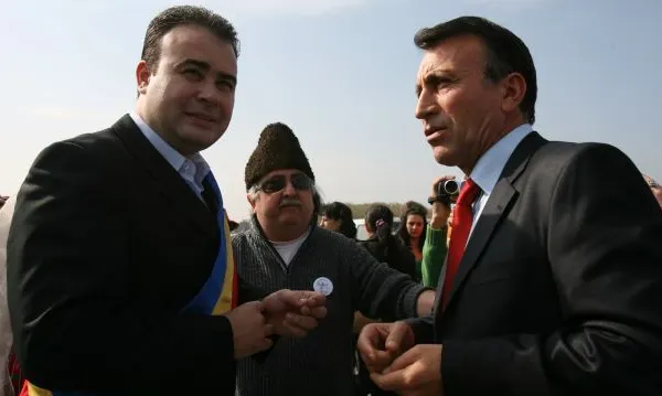 Ieri duşmani, azi colegi de guvern. Scandal monstru între Vâlcov şi Stănescu (VIDEO)